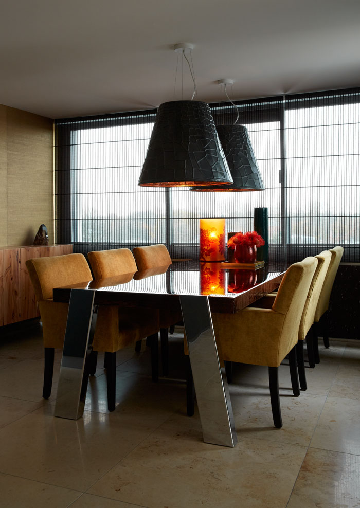 PANORAMIC PENTHOUSE The Hague dining - architect Osiris Hertman